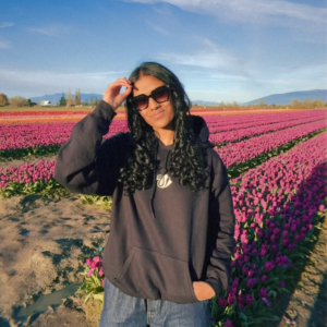 aakriti hoodie contrast